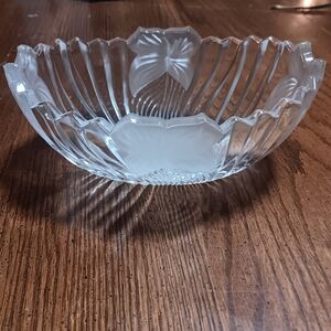 !!!Vintage Mikasa oval shaped clear crystal glass candy bowl or fruit bowl